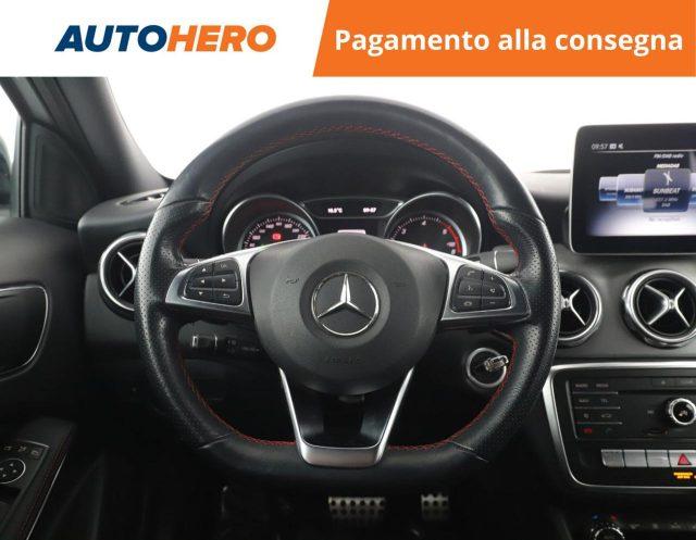 MERCEDES-BENZ GLA 200 d Automatic Premium