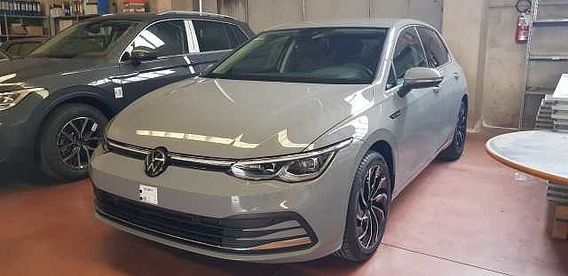 Volkswagen Golf VIII 1.5 TGI Style