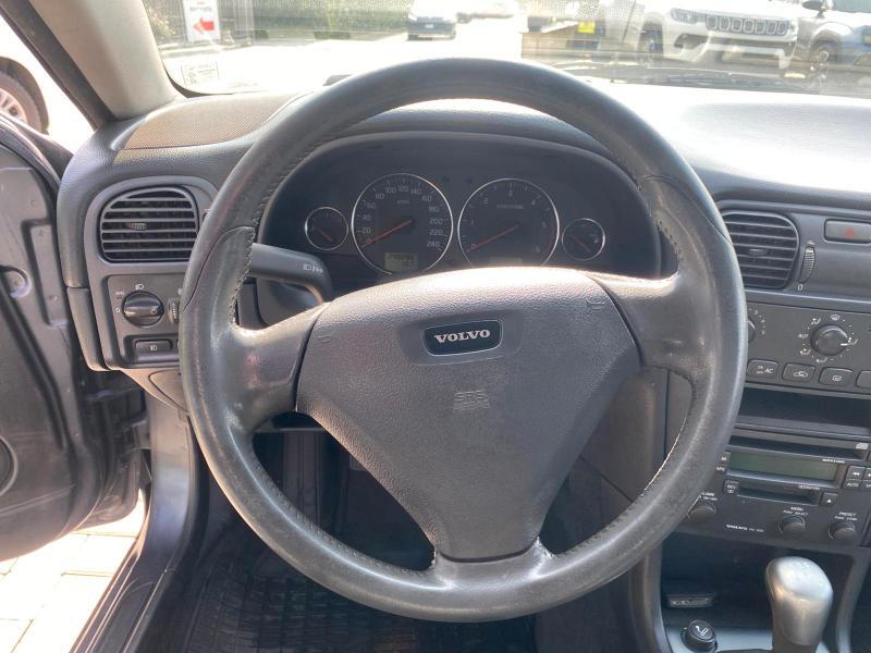 Volvo V40 1.9d 115cv