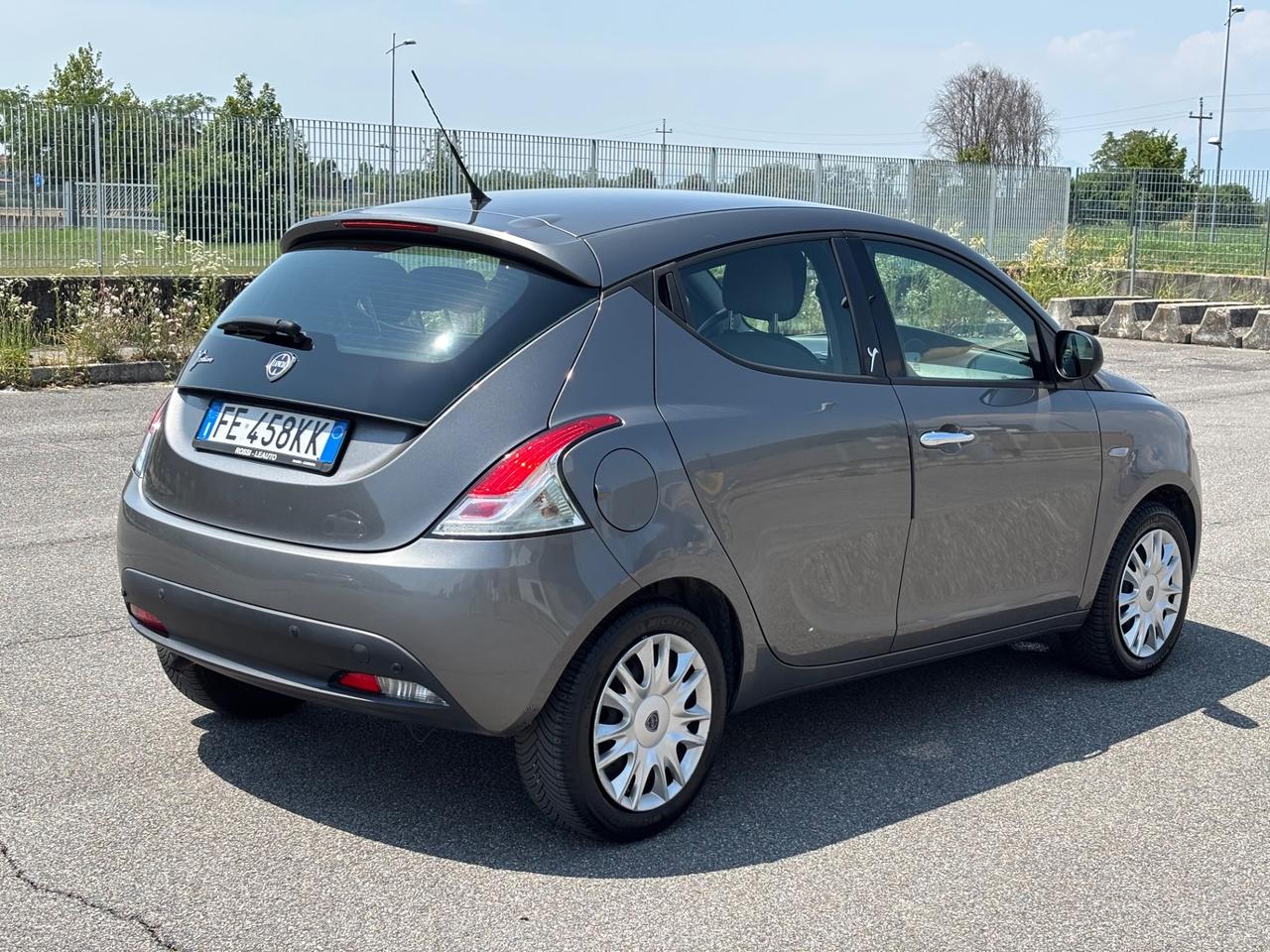 Lancia Ypsilon 1.2 69 CV GPL, VALIDO FINO AL 2036, UNI PRO