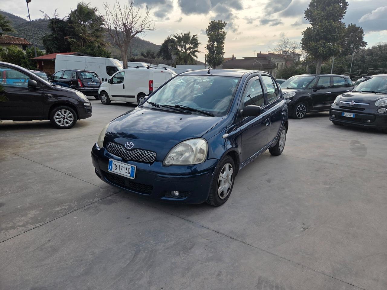 Toyota Yaris 1.0i 16V cat 5 porte - 2002