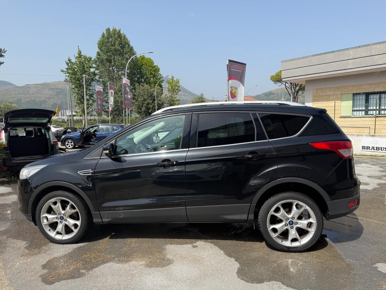Ford Kuga 2.0 TDCI 140 CV 4WD Powershift Business
