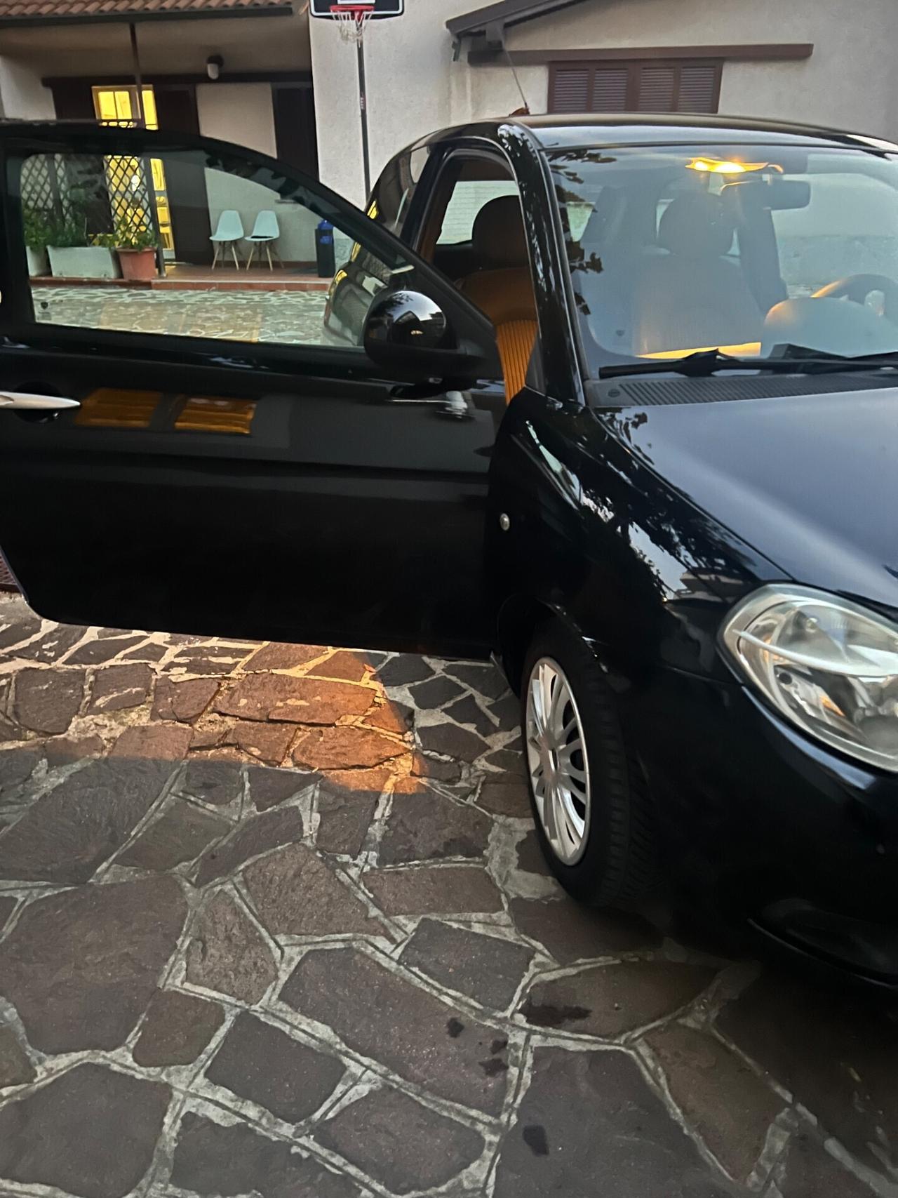 Lancia Ypsilon 1.4 Unyca Ecochic GPL