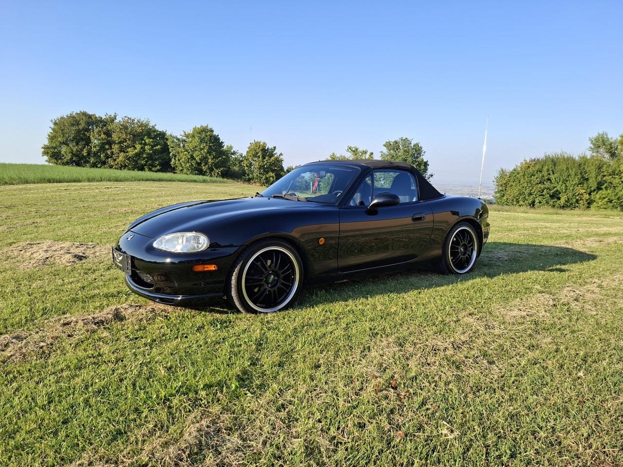 Mazda MX-5 1.6i 16V cat Naked book completo