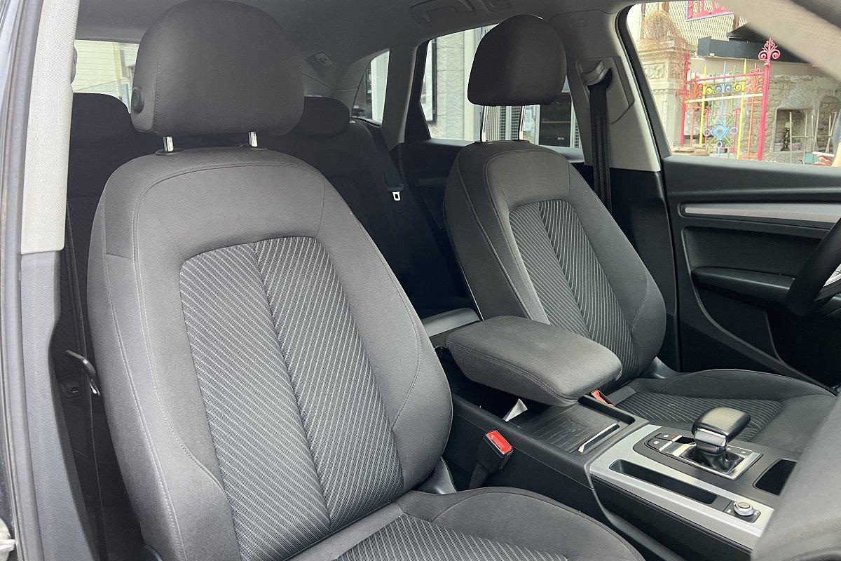 AUDI Q5 35 TDI S tronic Business