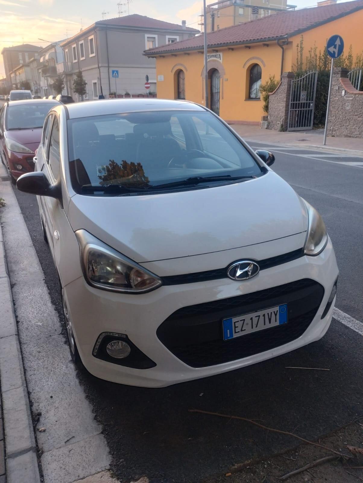 Hyundai i10 1.0 MPI Sound Edition