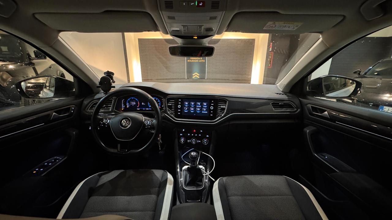 VOLKSWAGEN T-ROC 116CV- 2019