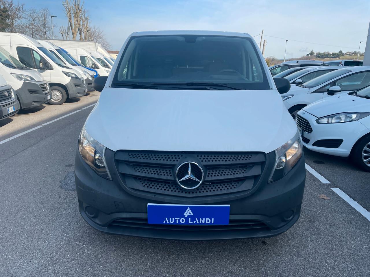 MERCEDES Vito 114 cdi compact fwd my19