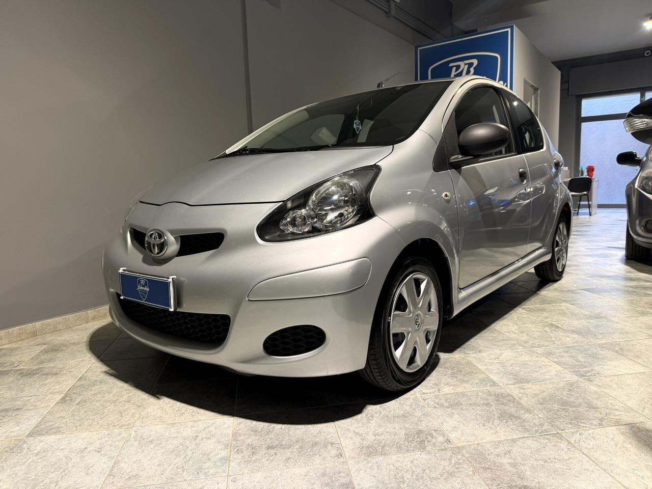 Toyota Aygo 1.0 5 PORTE CONNECT NAVI UNICO PROPRIE