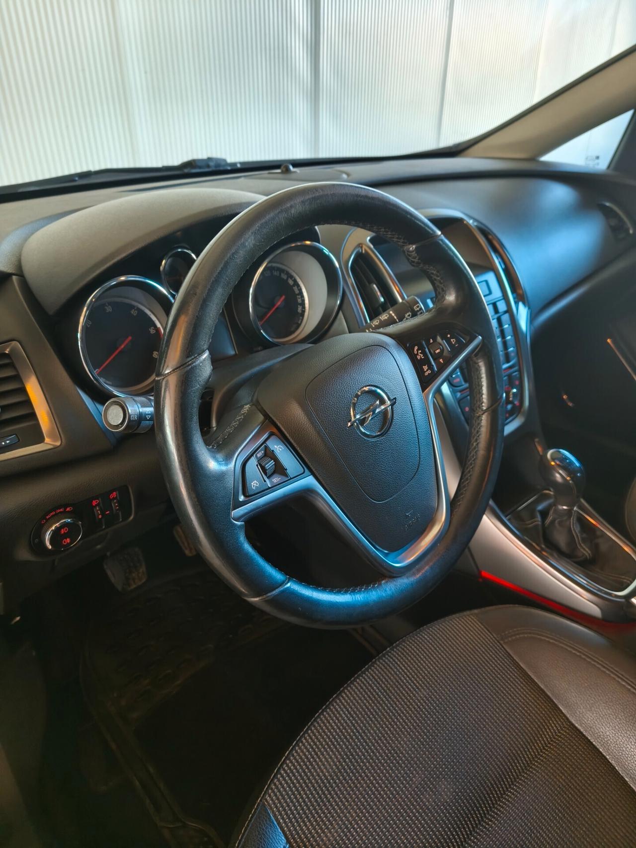 Opel Astra 1.7 CDTI 110CV 5 porte