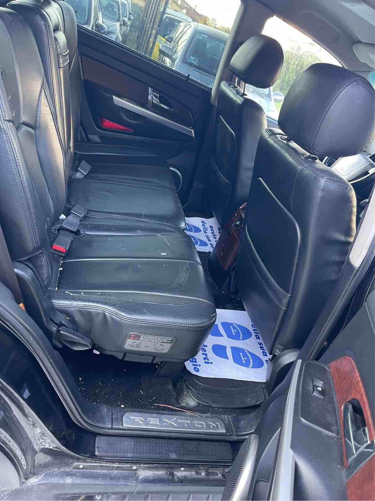 SSANGYONG REXTON - DELUXE - AUTOMATICA