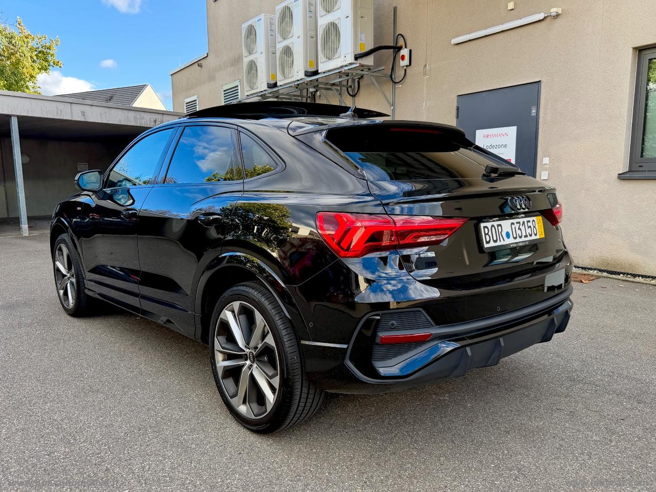 AUDI Q3 SPORTBACK 2.0TDI 200CV S-tronic S-LINE TETTO MATRIX SONOS RETROCAMERA