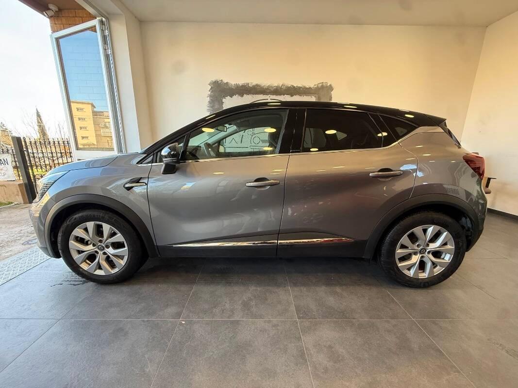 Renault Captur 1.6 E-Tech hybrid Intens 145cv auto