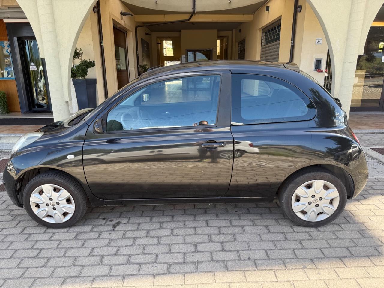 Nissan Micra 1.2 benz neopatentati