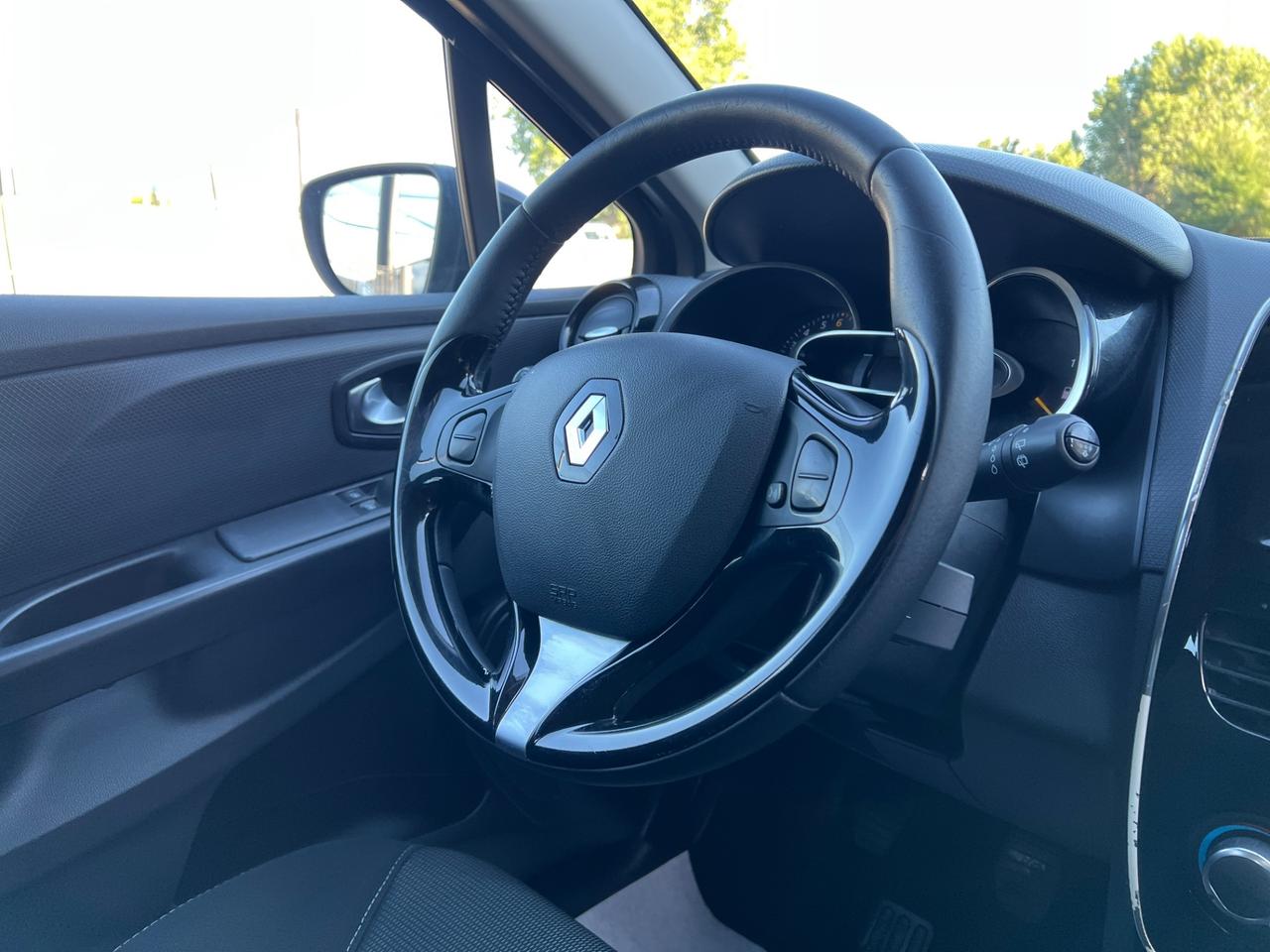 Renault Clio 1.2 75CV 5 porte Life