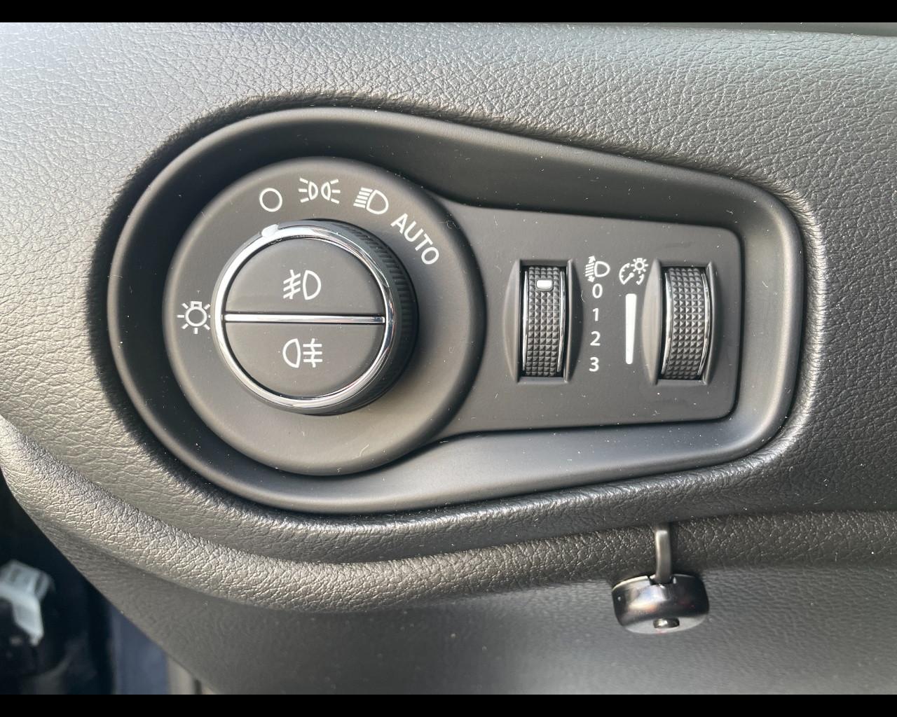JEEP Renegade 2019 - Renegade 1.5 turbo t4 mhev Limited 2wd 130cv