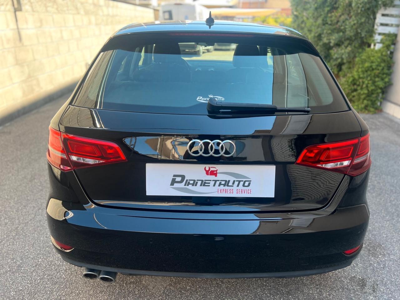 Audi A3 SPB Sportback 2.0 tdi 150CV Business NAVI/LED/17;