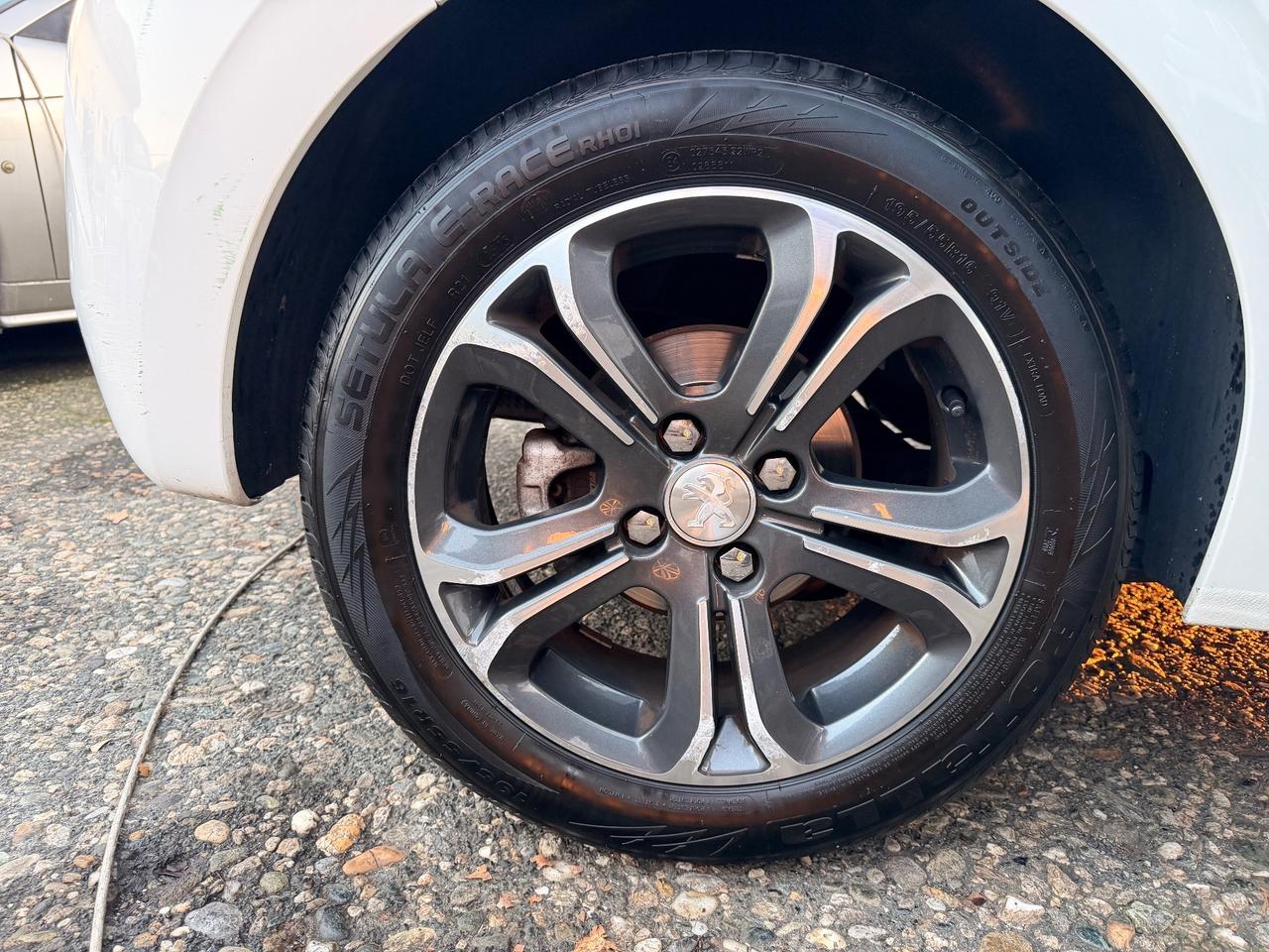 Peugeot 208 1.4 VTi 5p. GPL 2034 Allure