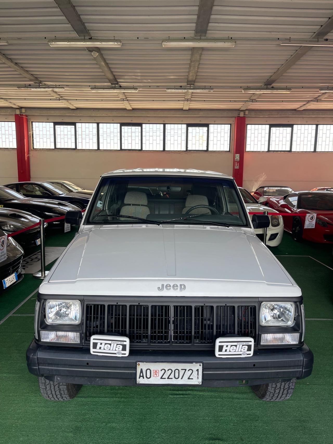 Jeep Cherokee 2.1 TD 3 Porte Gancio PERMUTE RATE