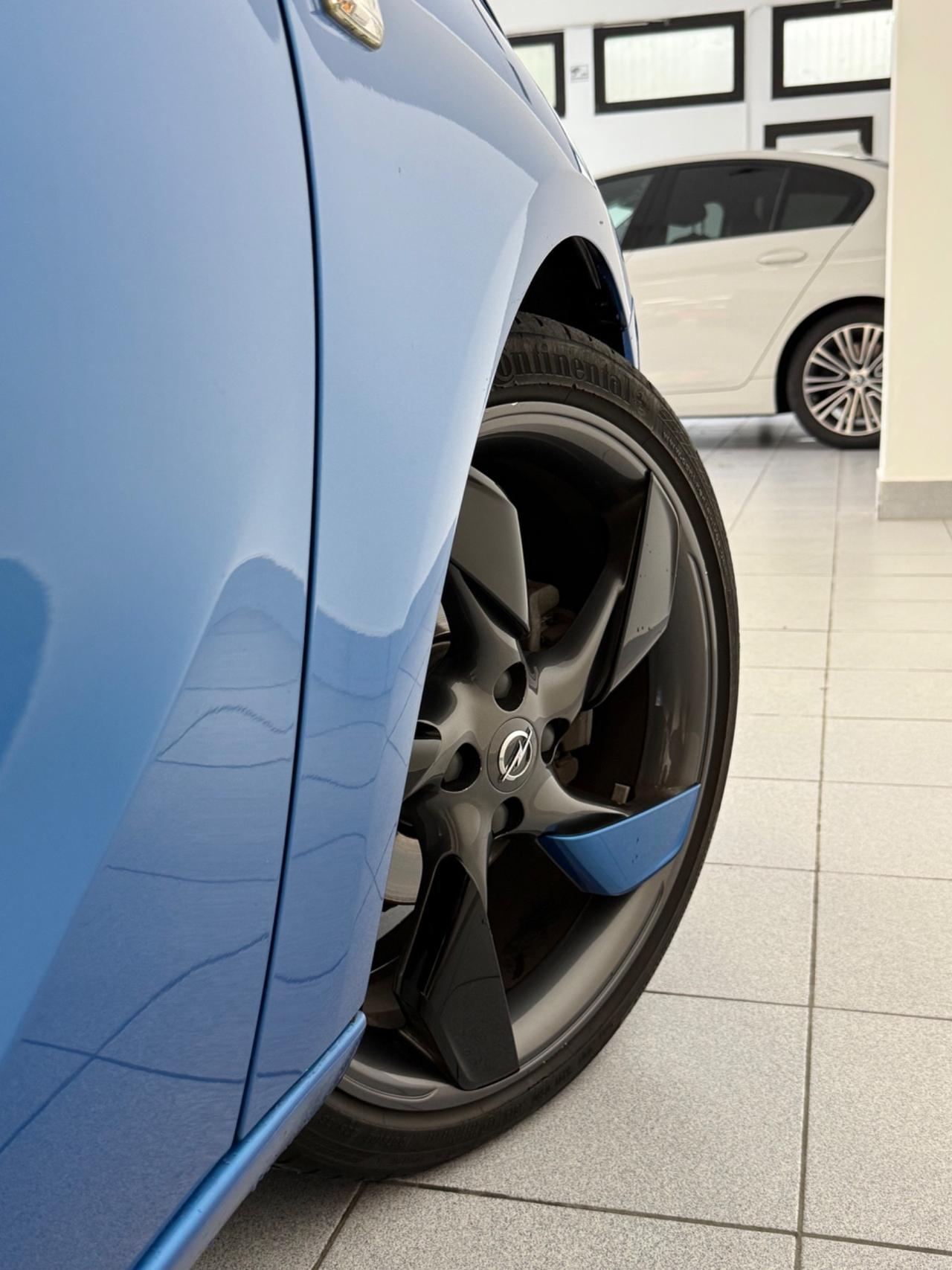 Opel Adam 1.4 87 CV Glam