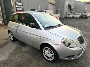 Lancia Ypsilon 1.2 69 CV Platinum