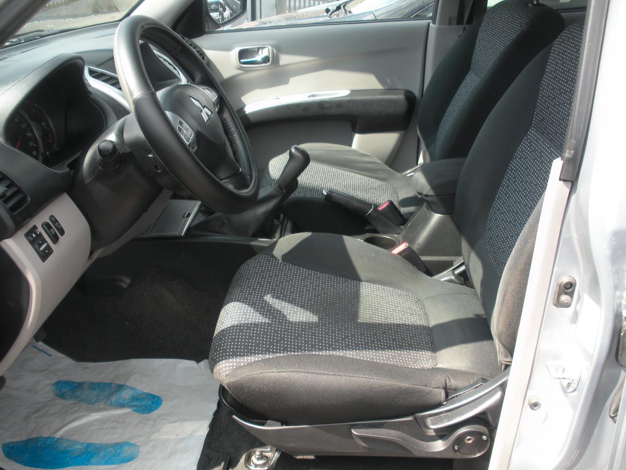 Mitsubishi L200 2.5 DI-D/178CV Double Cab Intense plus