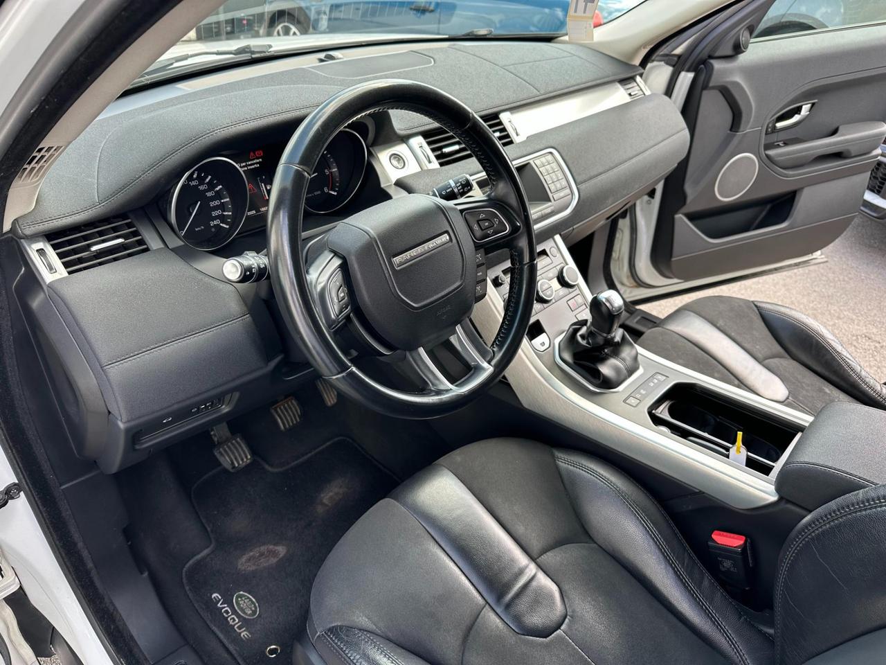 Land Rover Range Rover Evoque 5 Porte Range Rover Evoque 5p 2.2 td4 Pure Tech Pack 150cv