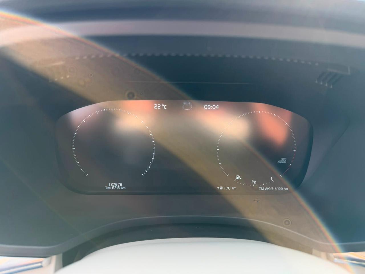 Volvo XC60 B4 AWD Geartronic Momentum MY21