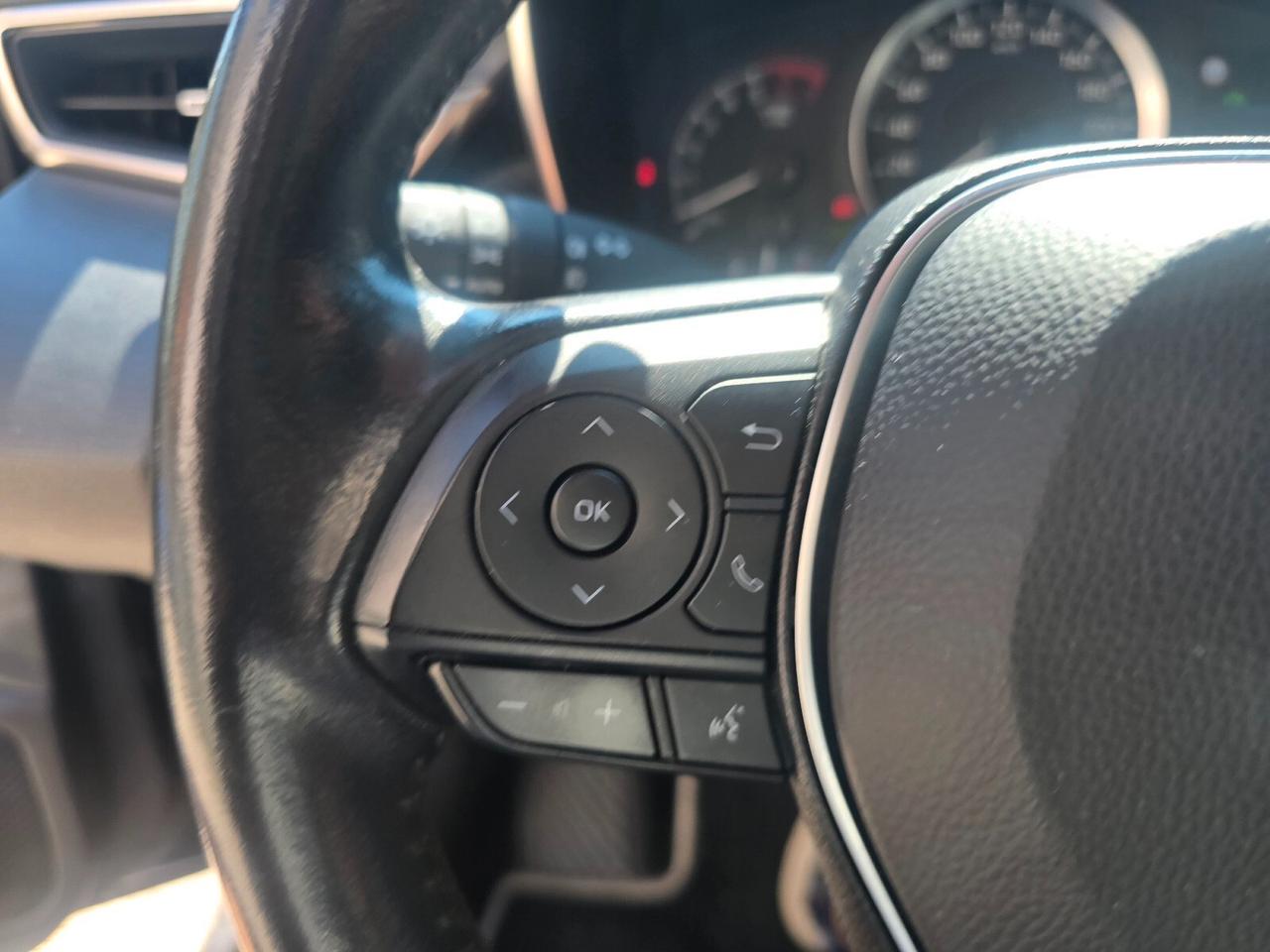 Toyota Corolla Touring Sports 1.8 Hybrid Business