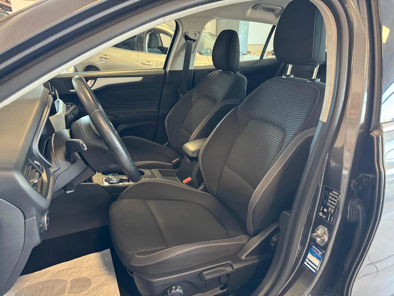Ford Focus 1.5 ECOBLU 120CV AUTOM SW BUSINESS 2020