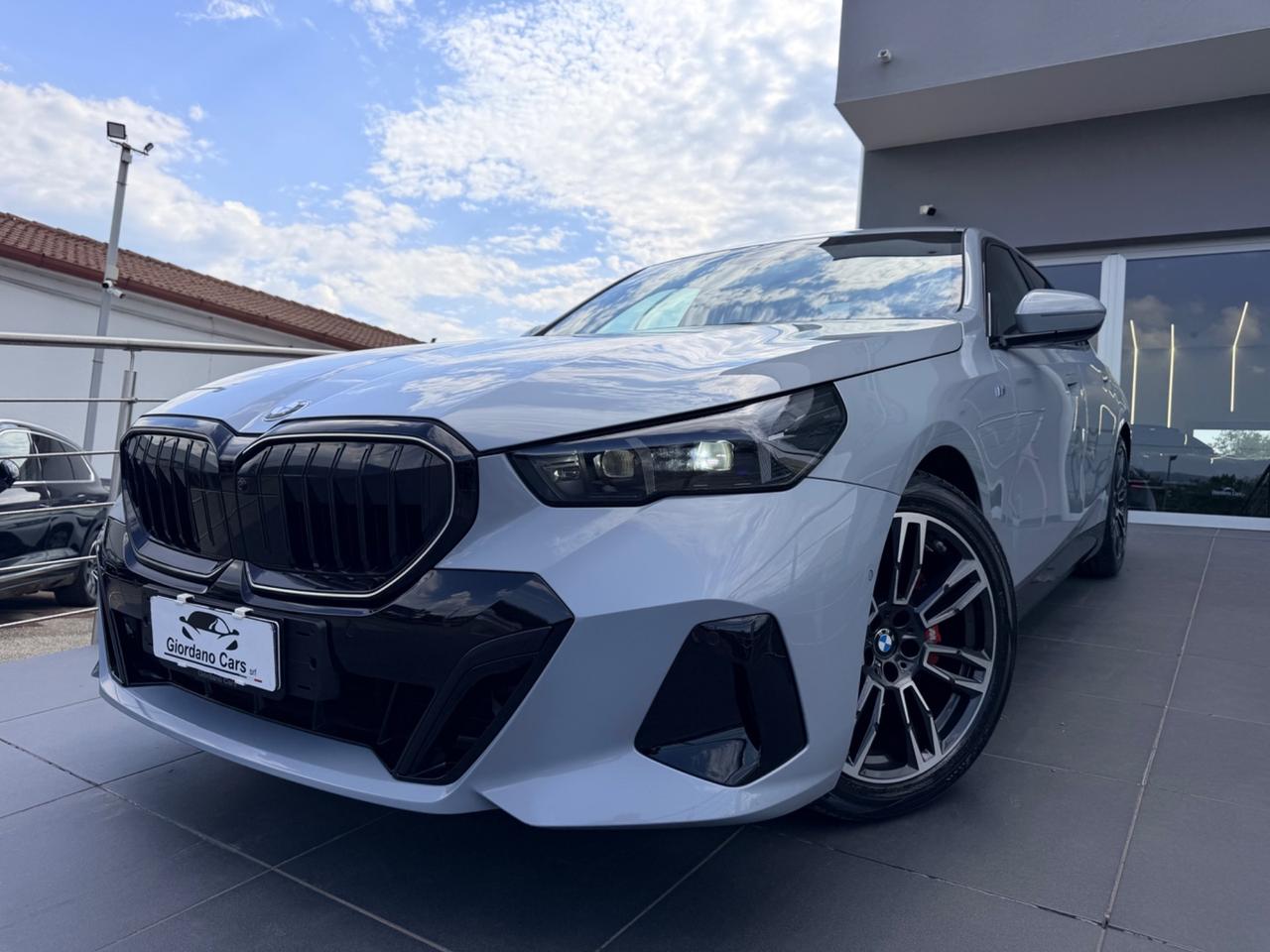 Bmw 520d 48V xDrive Msport 197cv grigio Nardo
