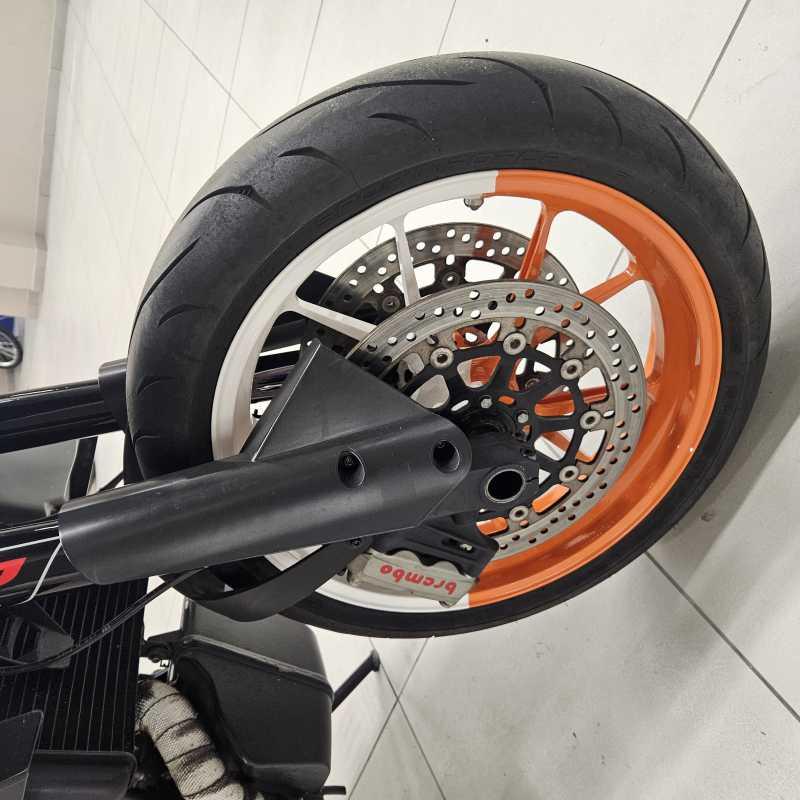 KTM 990 Supermoto R - 2011