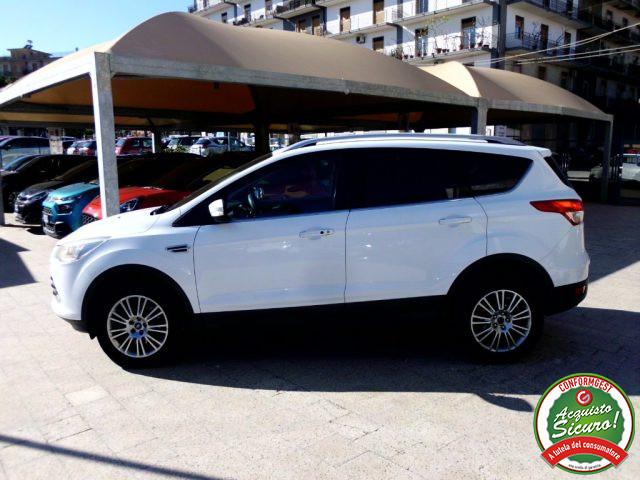 FORD Kuga 2.0 TDCI 140 CV 4WD Powershift Business
