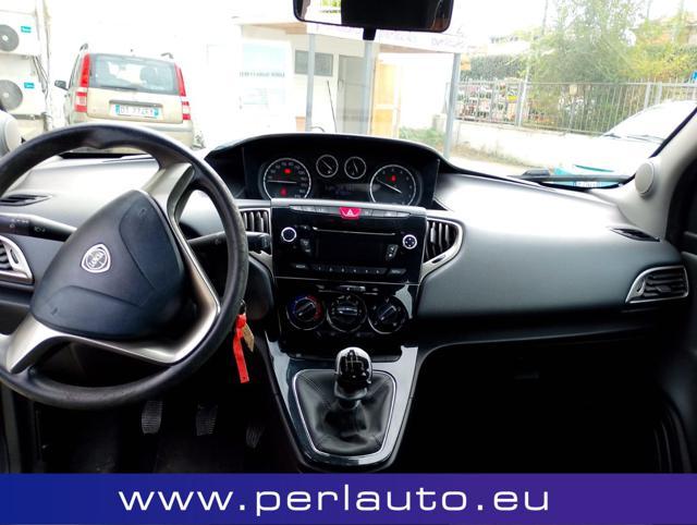 LANCIA Ypsilon 1.2 69 CV 5 porte Gold