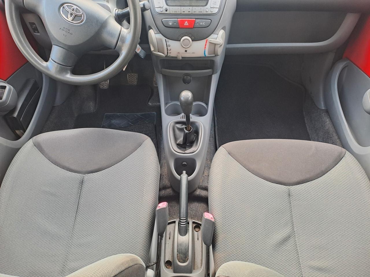 Toyota Aygo 1.0 12V VVT-i 5 porte Sol