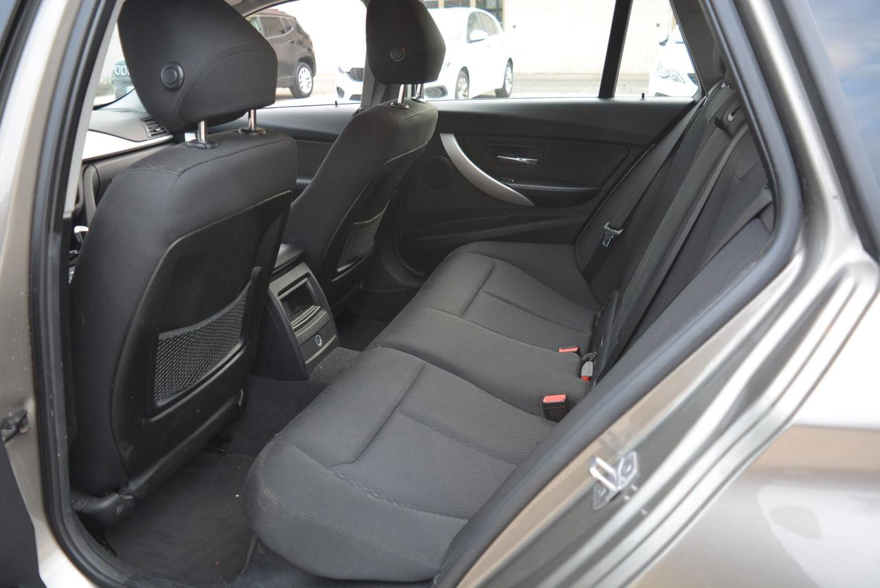 Bmw 318 318d Touring Business automatica