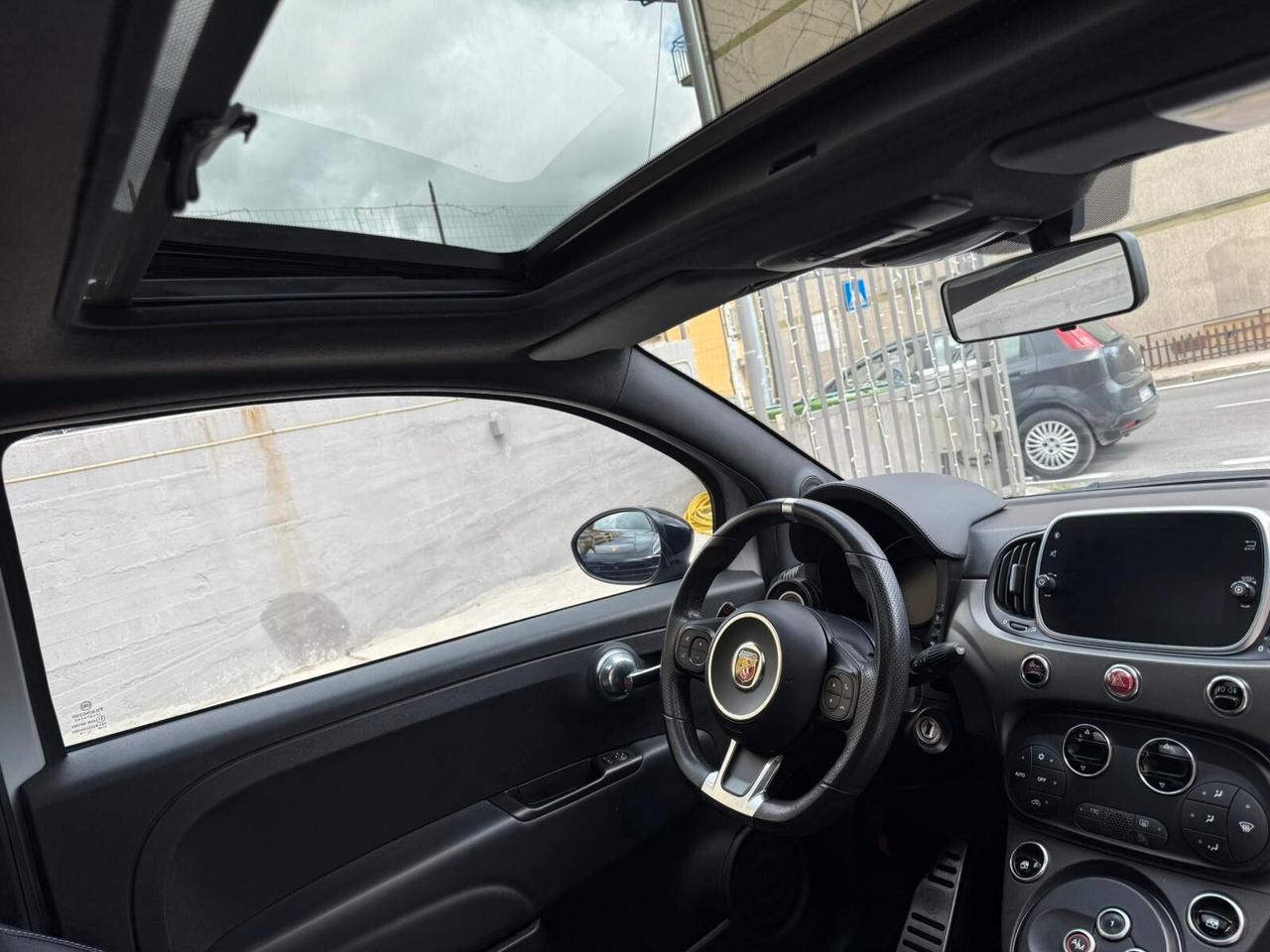 Abarth 595 1.4 Turbo T-Jet 165 CV Turismo
