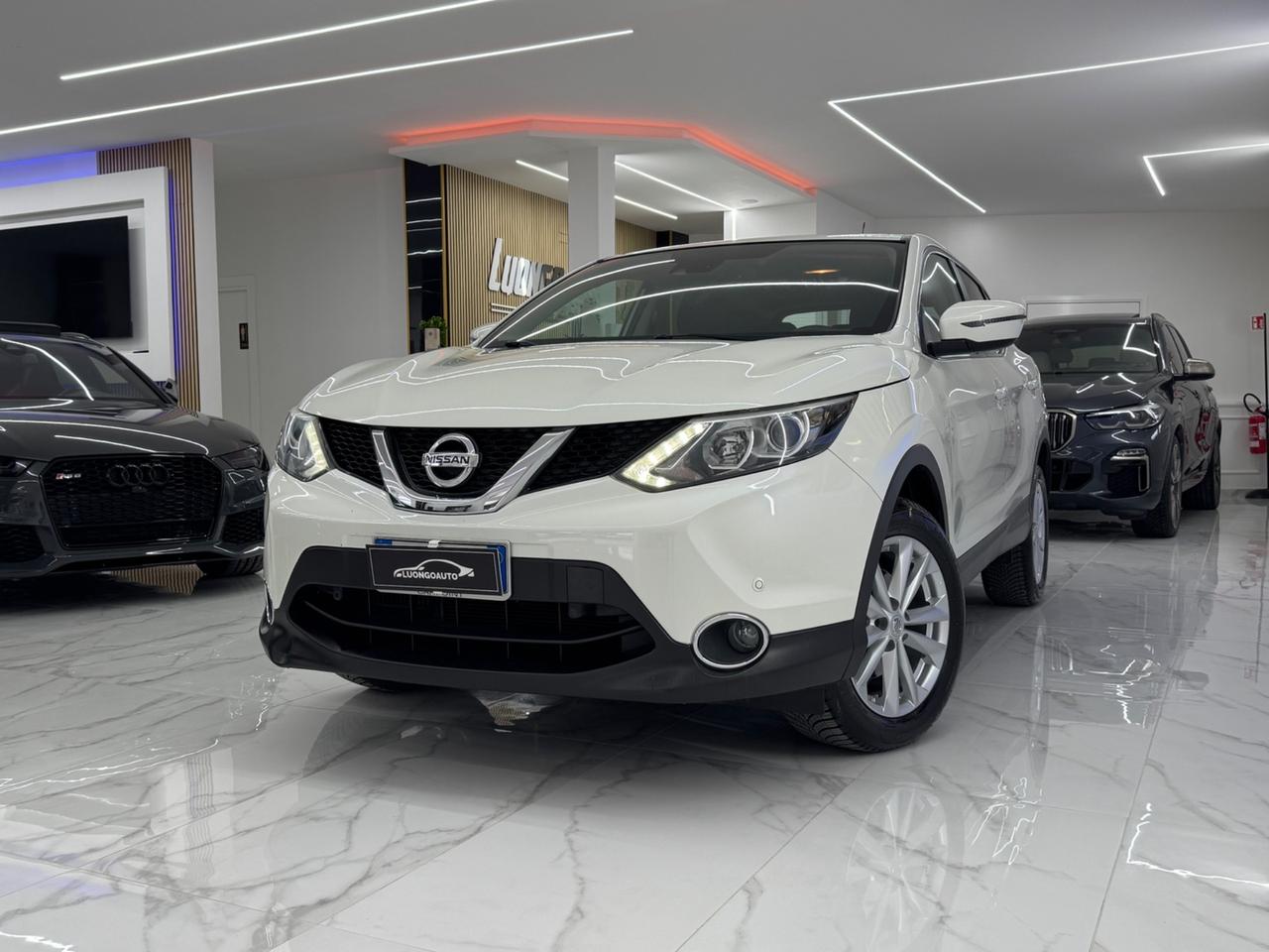 Nissan Qashqai 1.2 DIG-T N-Connecta-Full Opt