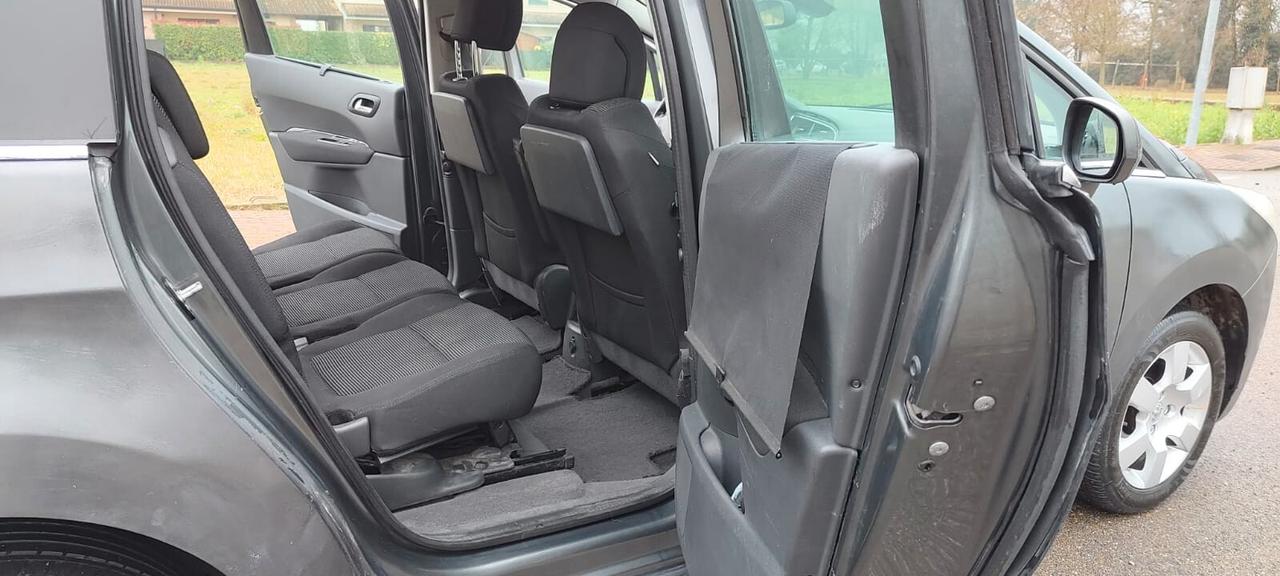 Peugeot 5008 1.6 HDi 112CV Business