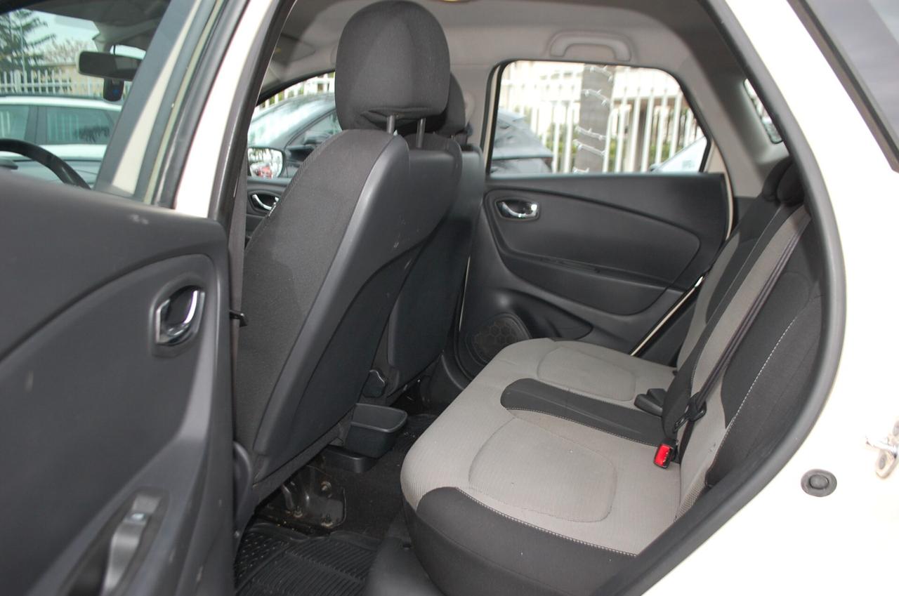 Renault Captur 1.5 dci 90CV Live S&S Uff Italy Navi Led USB Lega