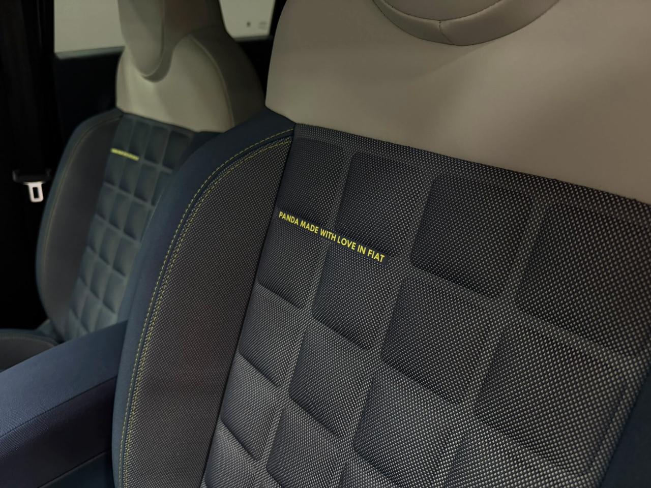 Fiat Grande Panda 1.2 Hybrid 110 CV S&S La Prima