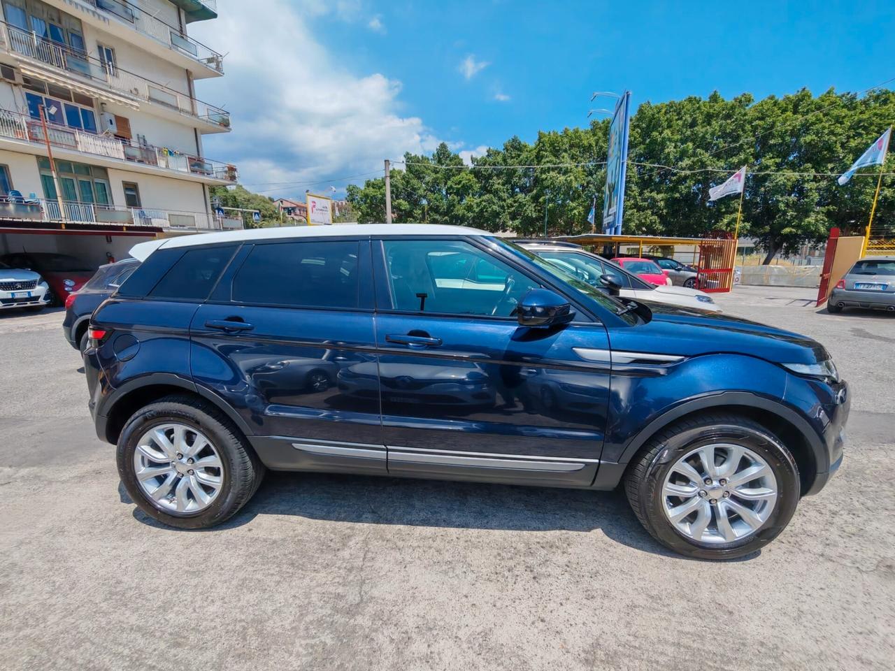 Land Rover Range Evoque 2.2 TD4 5p. Prestige
