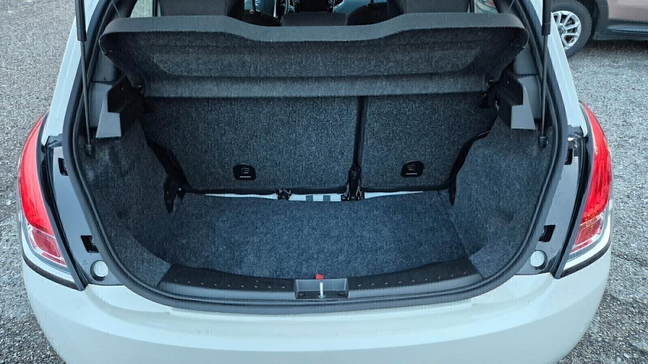 Lancia Ypsilon 1.0Hybrid Plat-2024-km12.700-Gar3anni