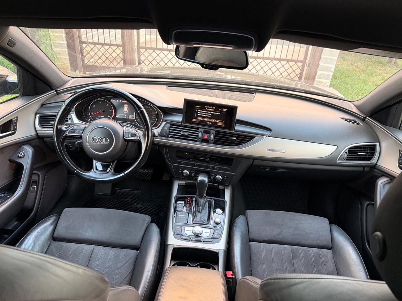 Audi A6 allroad 3.0 TDI 218 CV S tronic Business Plus