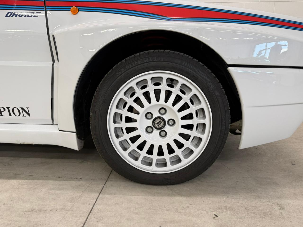 Lancia Delta HF TURBO KIT EVOLUZIONE LIVREA MARTINI
