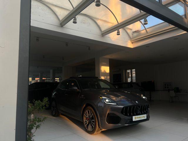MASERATI Grecale MHEV 300 CV AWD GT tetto panoramico da?549,00