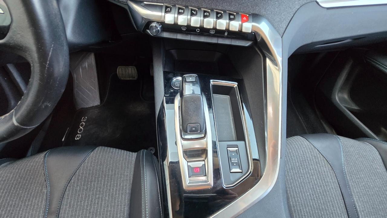 Peugeot 3008 BlueHDi 130 S&S Allure