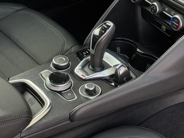 ALFA ROMEO Giulia 2.2 160 CV AT8 Executive Ambient Lighting/adaptive