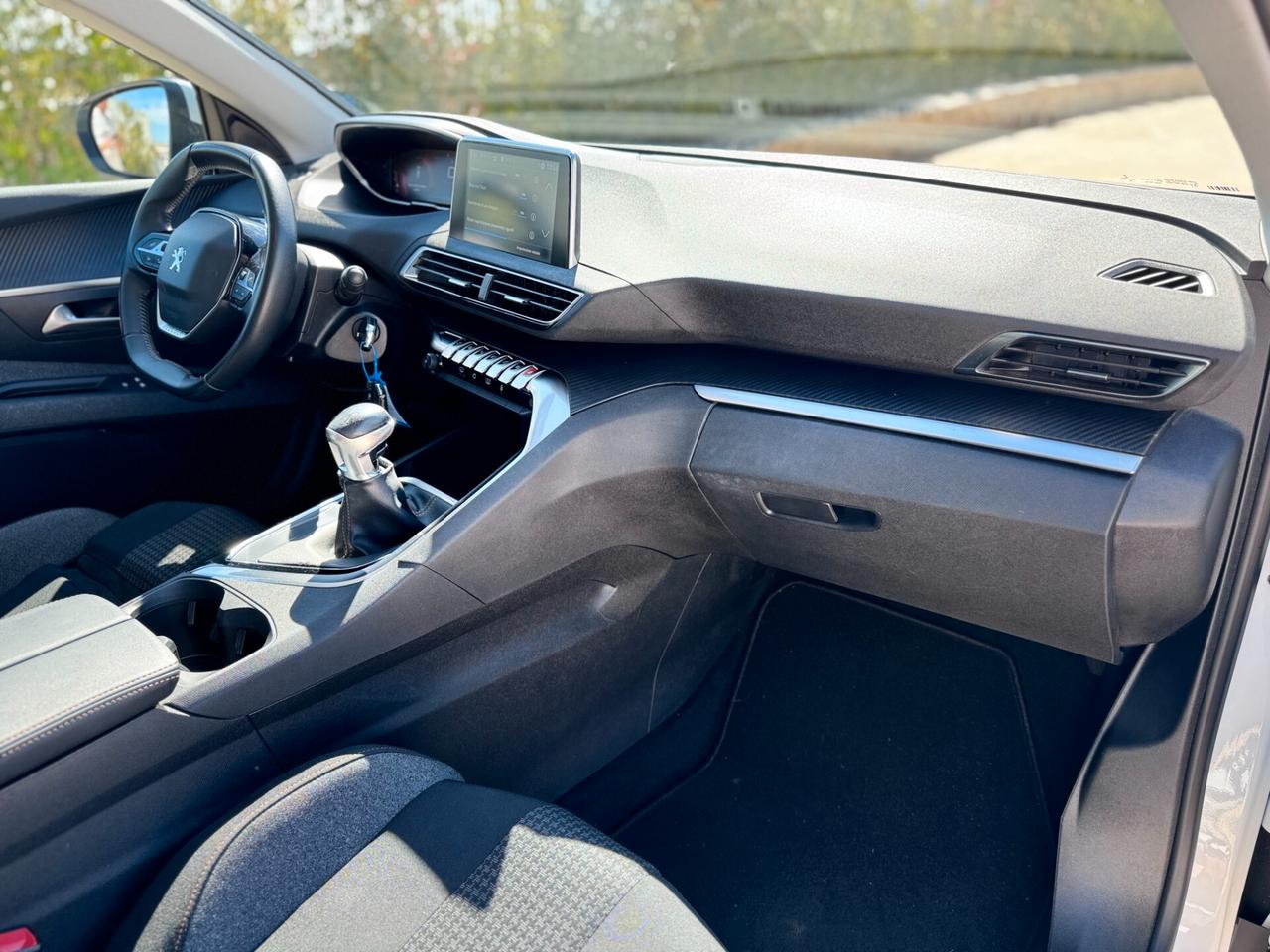 Peugeot 3008 1.5 BlueHDi 130 S&S Business