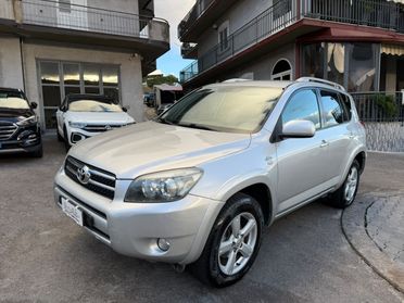 TOYOTA RAV4 2.2 D-4D 177 CV Sol Plus